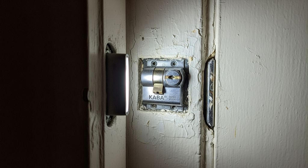 Servicio de Instalación de muelles cierrapuertas en Canillas Servicio de Instalación de muelles cierrapuertas en Canillas